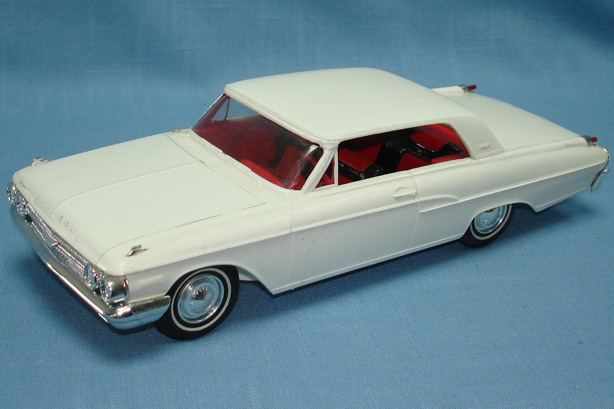amt corporation model cars