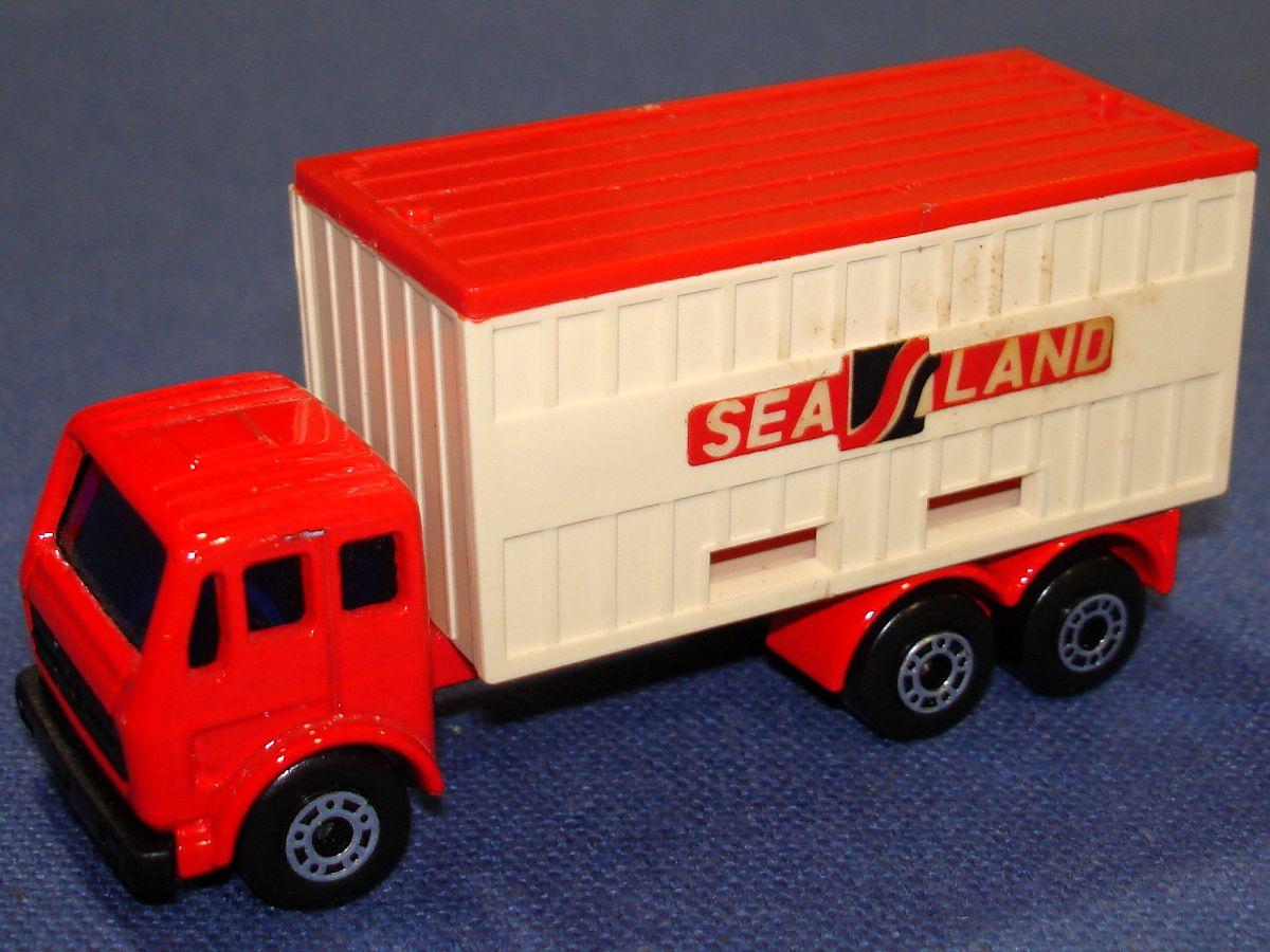 matchbox mercedes container truck 1976