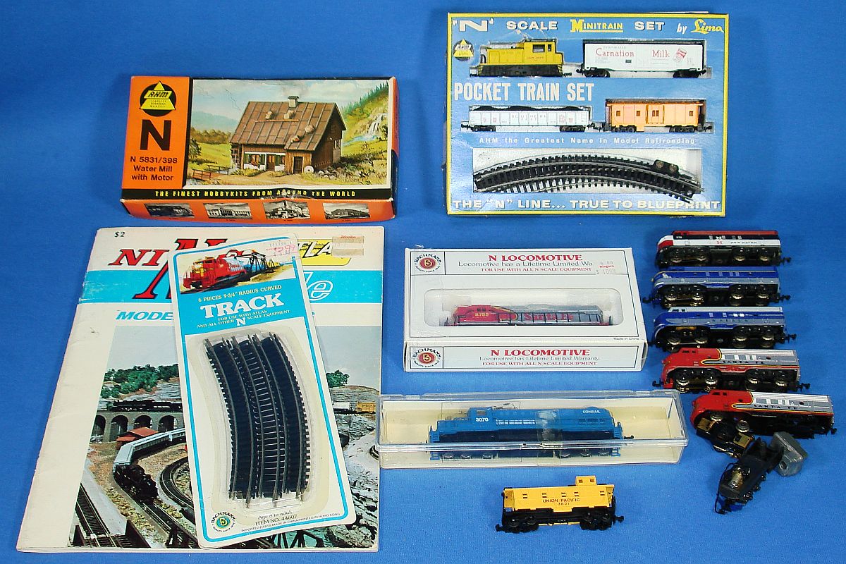  Train Lot AHM Lima Atlas Bachmann Model Power Locomotives Set Track