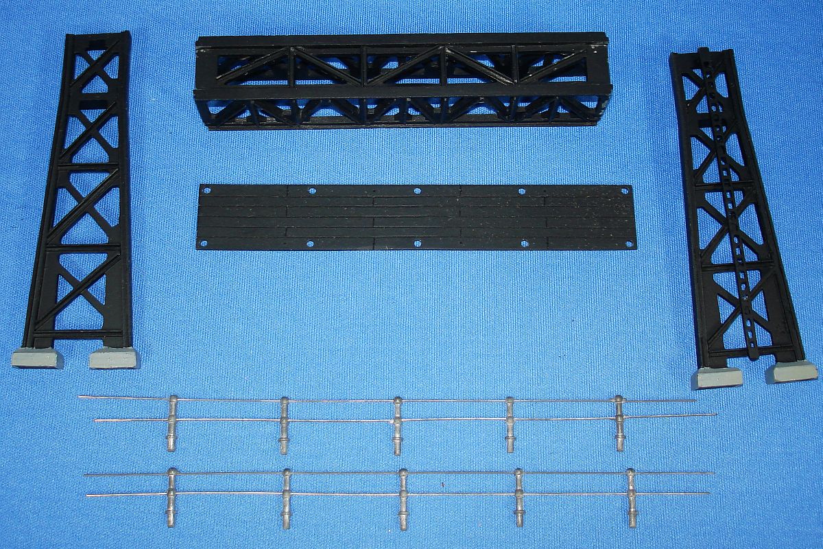 Vintage HO Gauge Comet Metal Products Authenticast Railroad Signal Bridge SB-1 Uprights Stanchions Railings