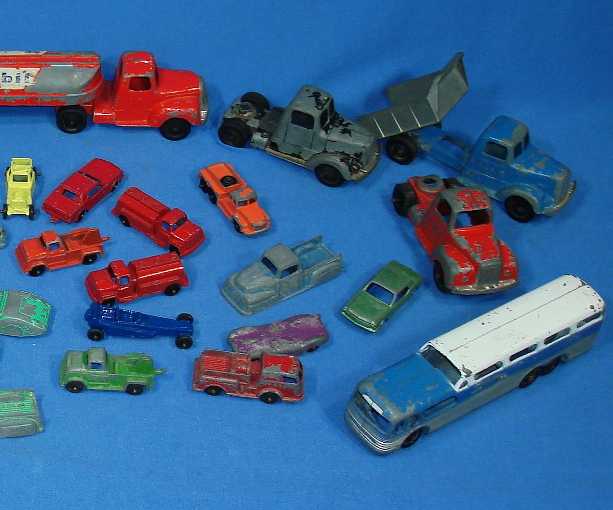 Vintage Tootsietoy Products 41 Unbreakable Die Cast Metal Cars Fire Trucks Semis Hoods Roofs Trunks