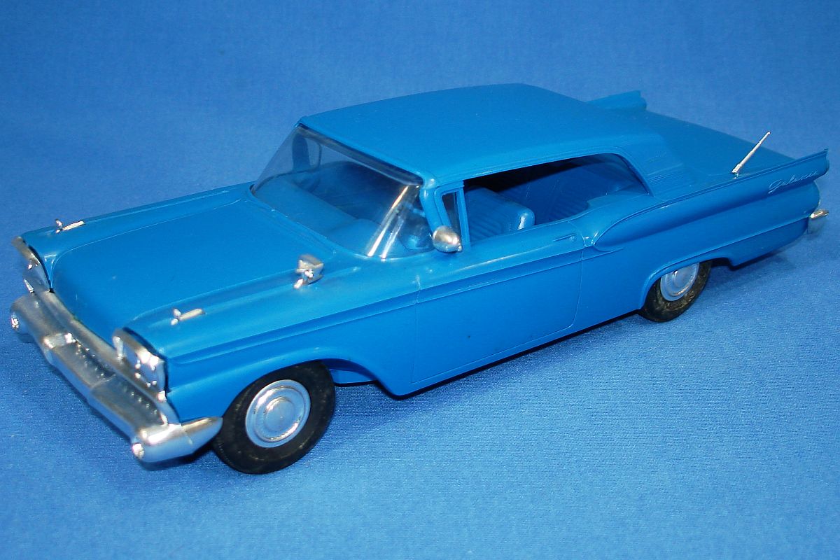 amt corporation model cars
