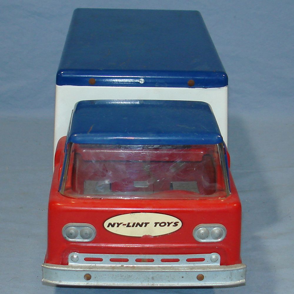 antique delivery truck