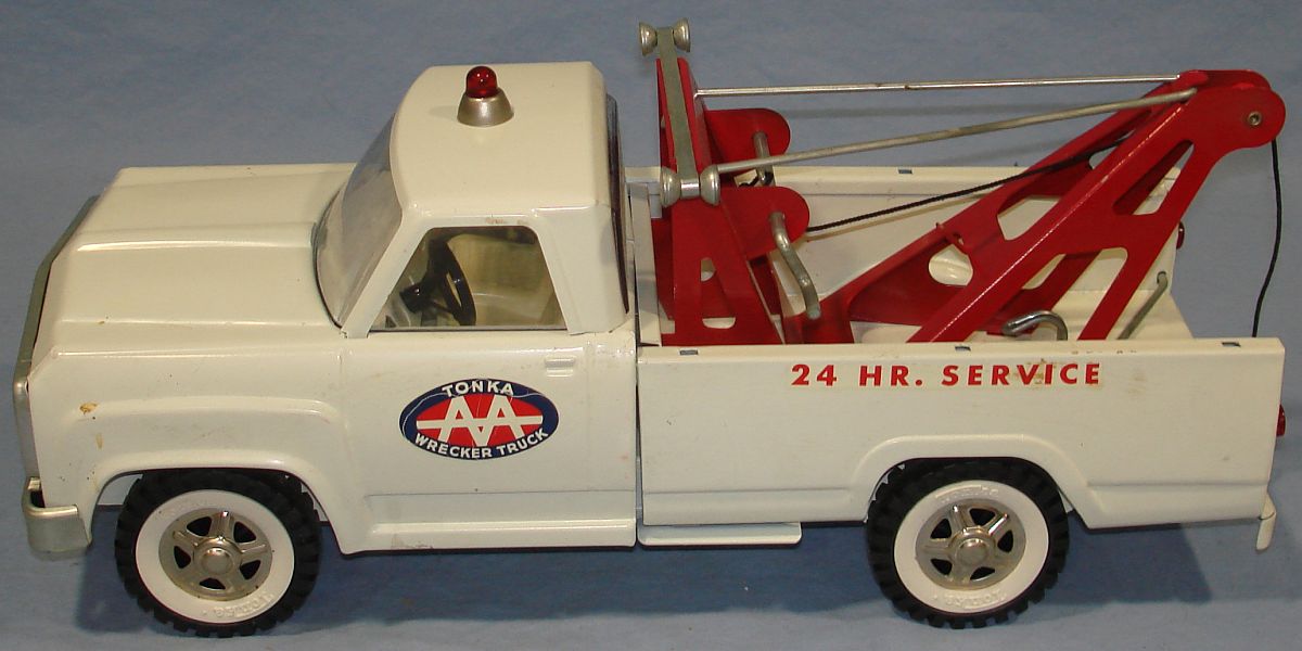 tonka wrecker tow truck