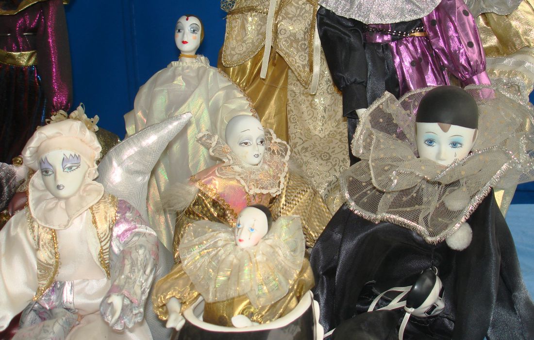porcelain jester dolls value