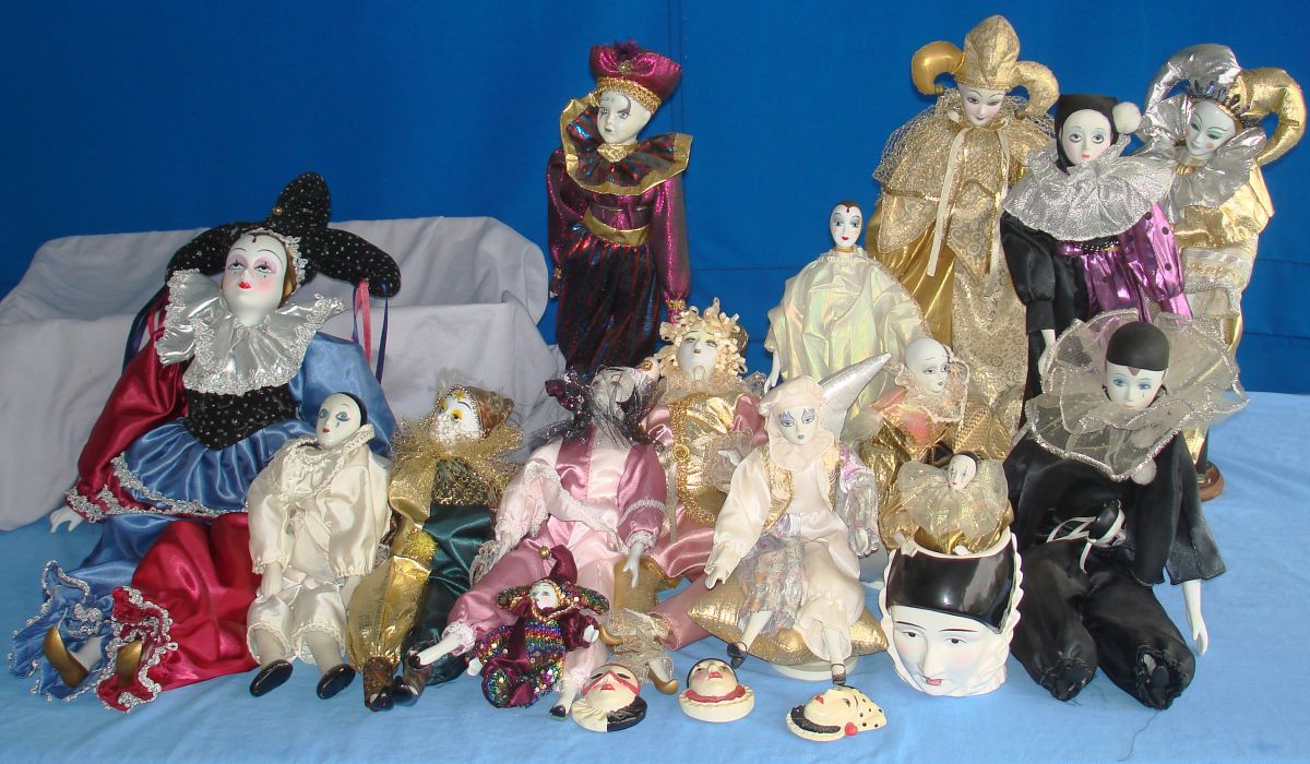 PORCELAIN BISQUE HARLEQUIN JESTER DOLL LOT MUSICAL NICE  