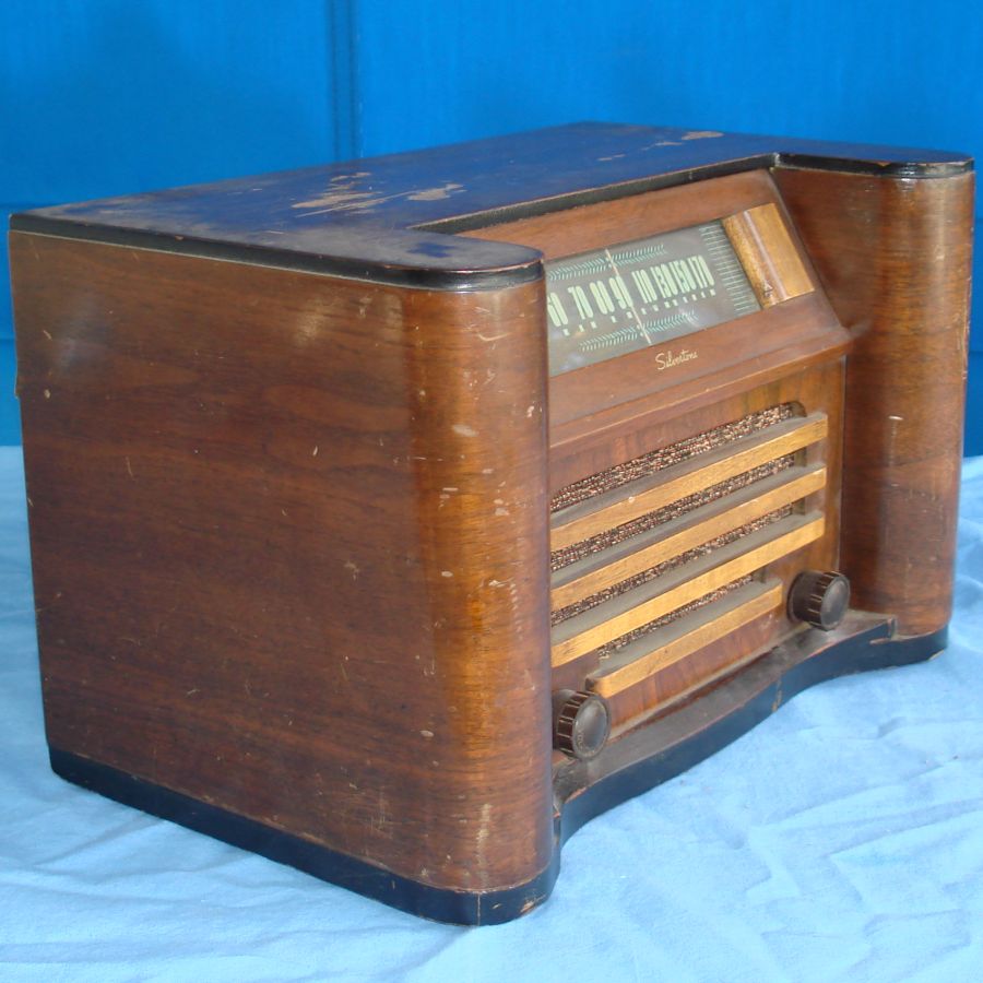 Vintage Vintage Sears Roebuck Silvertone Wood Cabinet Tube Table Radio