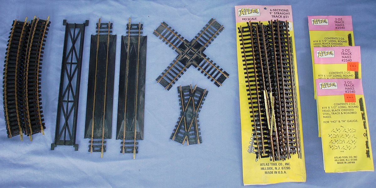 Atlas HO Model Railroading Train Track Brass Rerailers Degree Crossings Lot