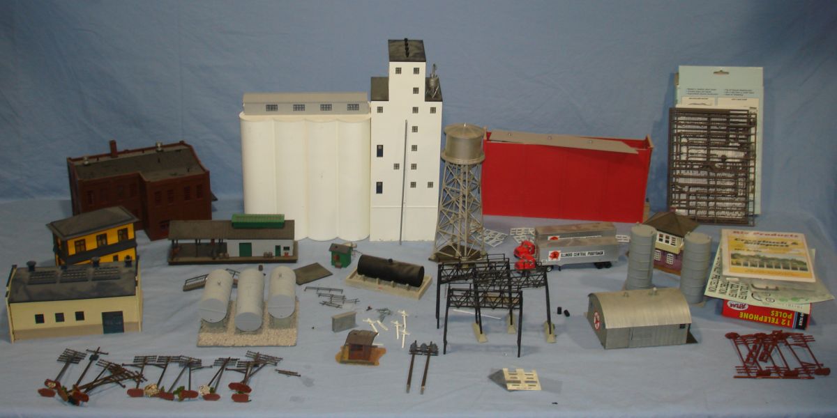 WALTHERS ATLAS KORBER HO MODEL RAILROAD TRAIN LAYOUT BUILDINGS LOT 