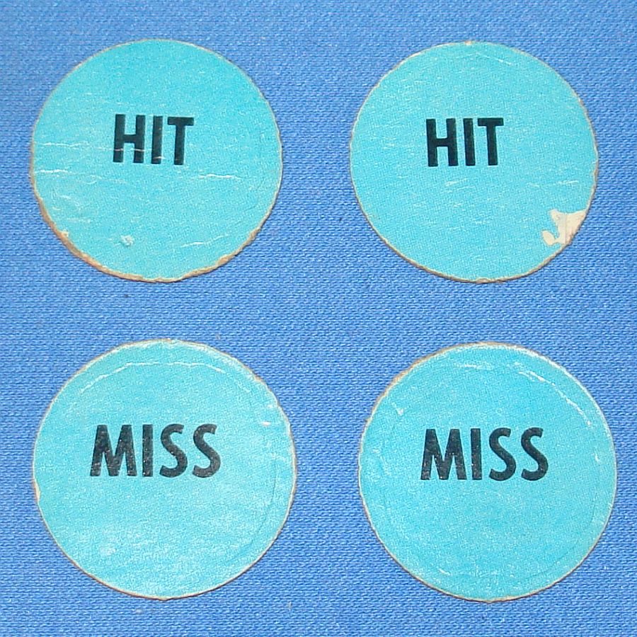 Milton Bradley MB #4032 American Heritage Dogfight Blue Anti Aircraft Gun HIT MISS Discs