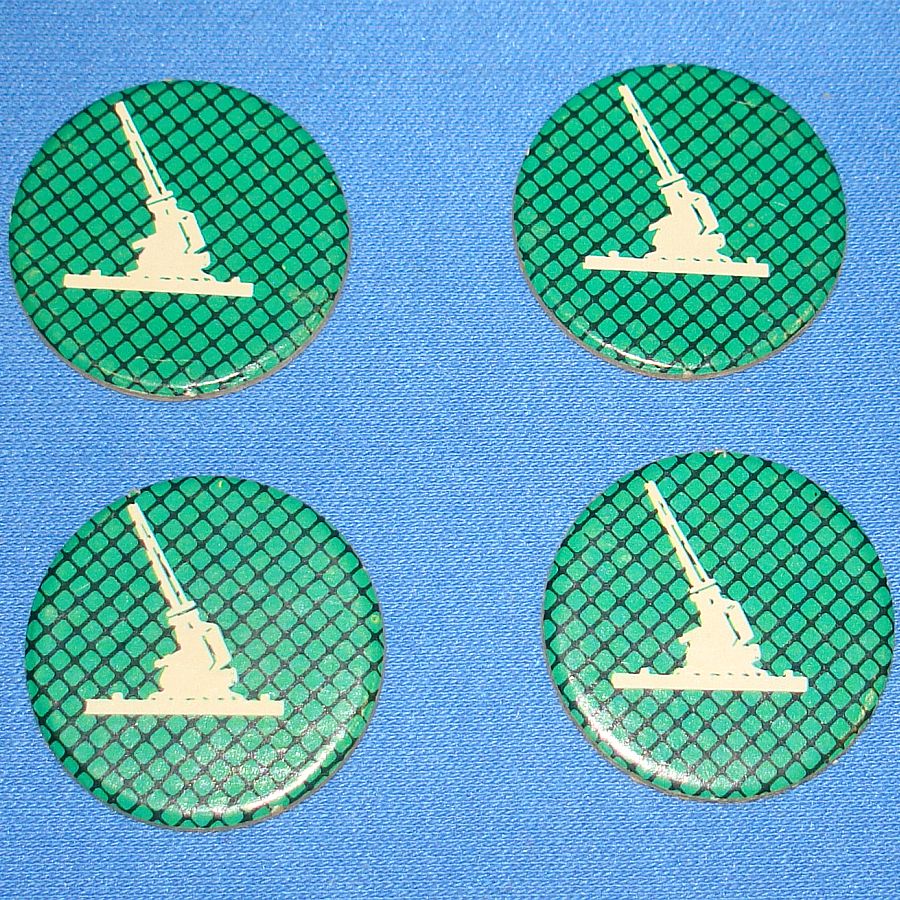 Milton Bradley MB #4032 American Heritage Dogfight Green Anti Aircraft Gun HIT MISS Discs