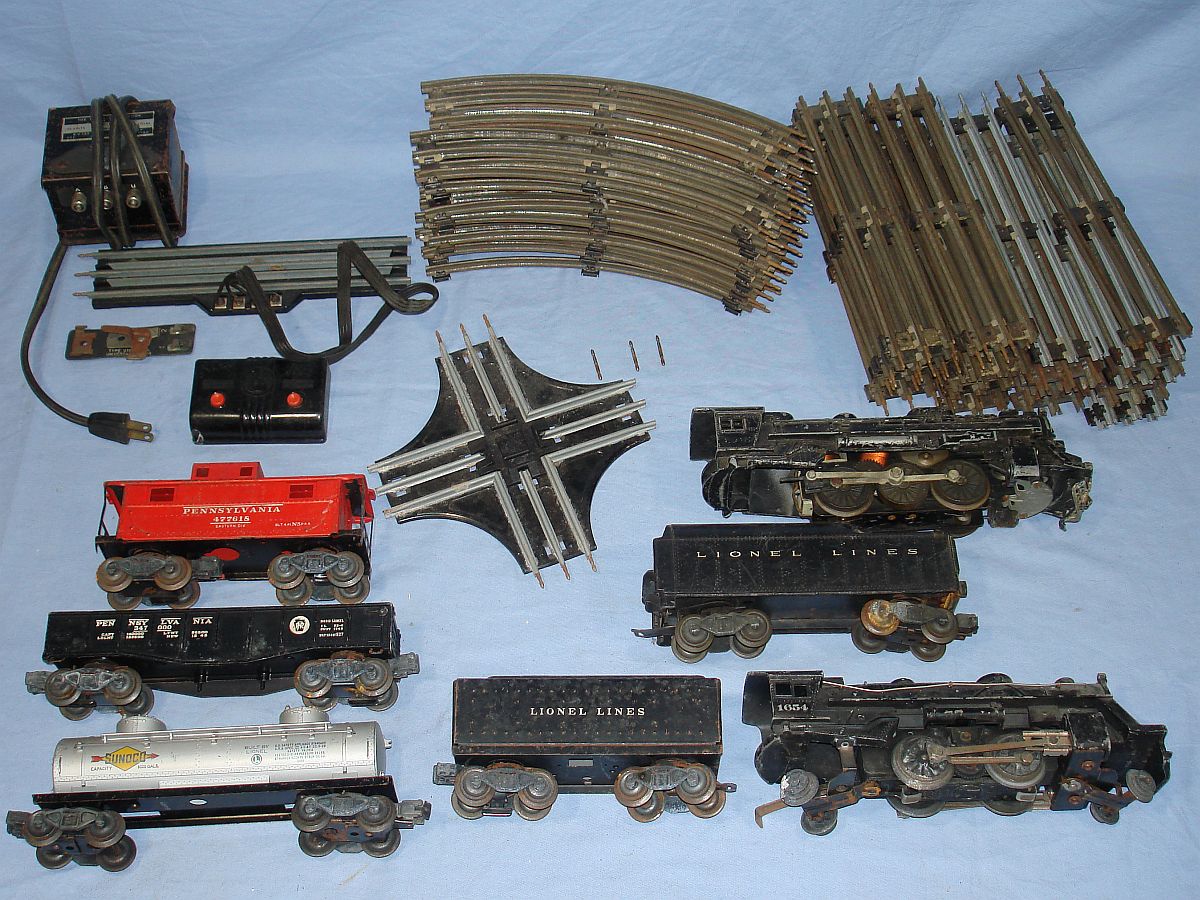 vintage lionel train tracks