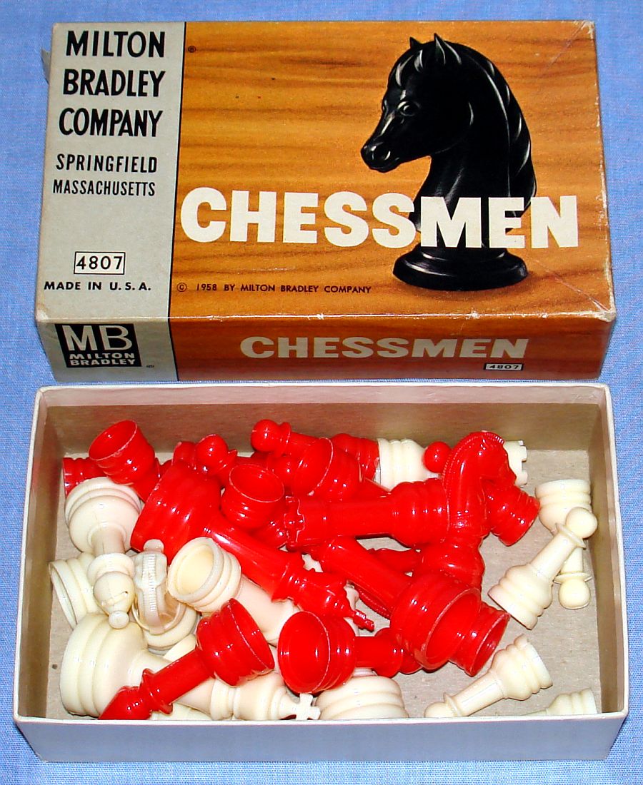 Milton Bradley Chessmen Pieces #4807 White & Red Kings Queens Bishops Knights Rooks Pawns