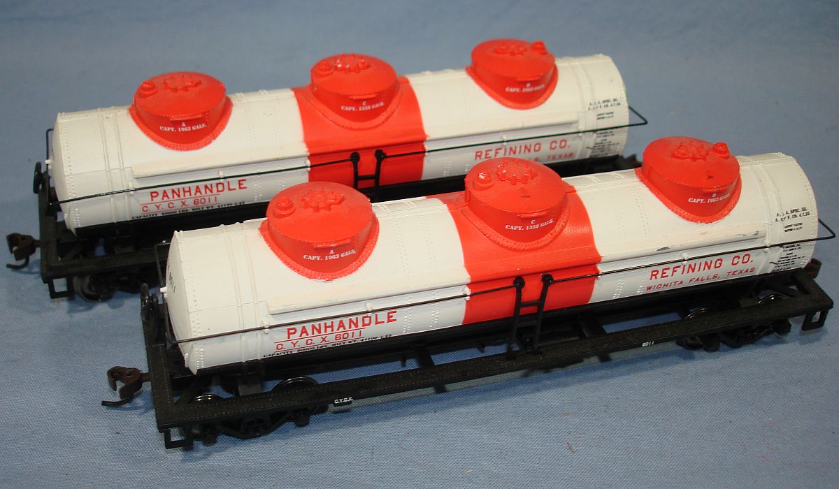 Bachmann Silver Series 40 Foot 3-Dome Tank Car Panhandle Refining Co. #6011