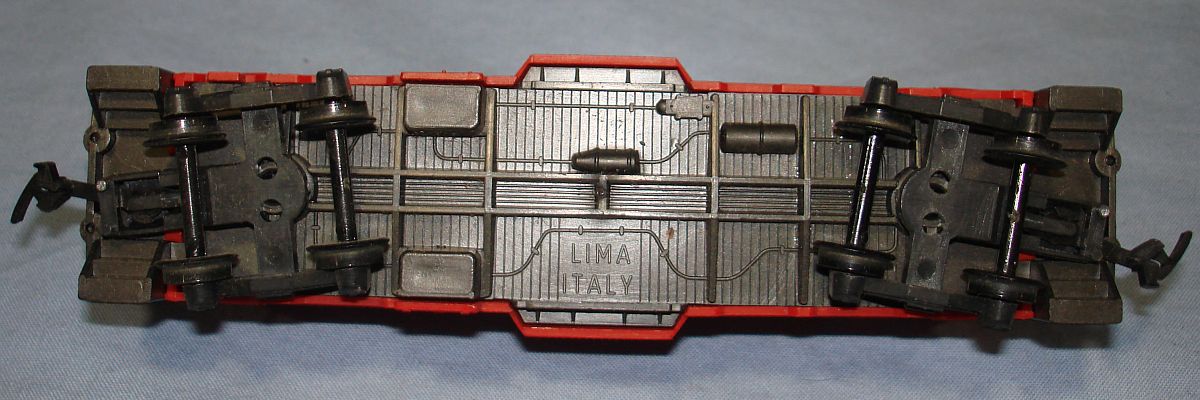 Vintage HO Gauge Model Railroading Train Car B&O C-3000 Bay Window Caboose Trucks Wheels