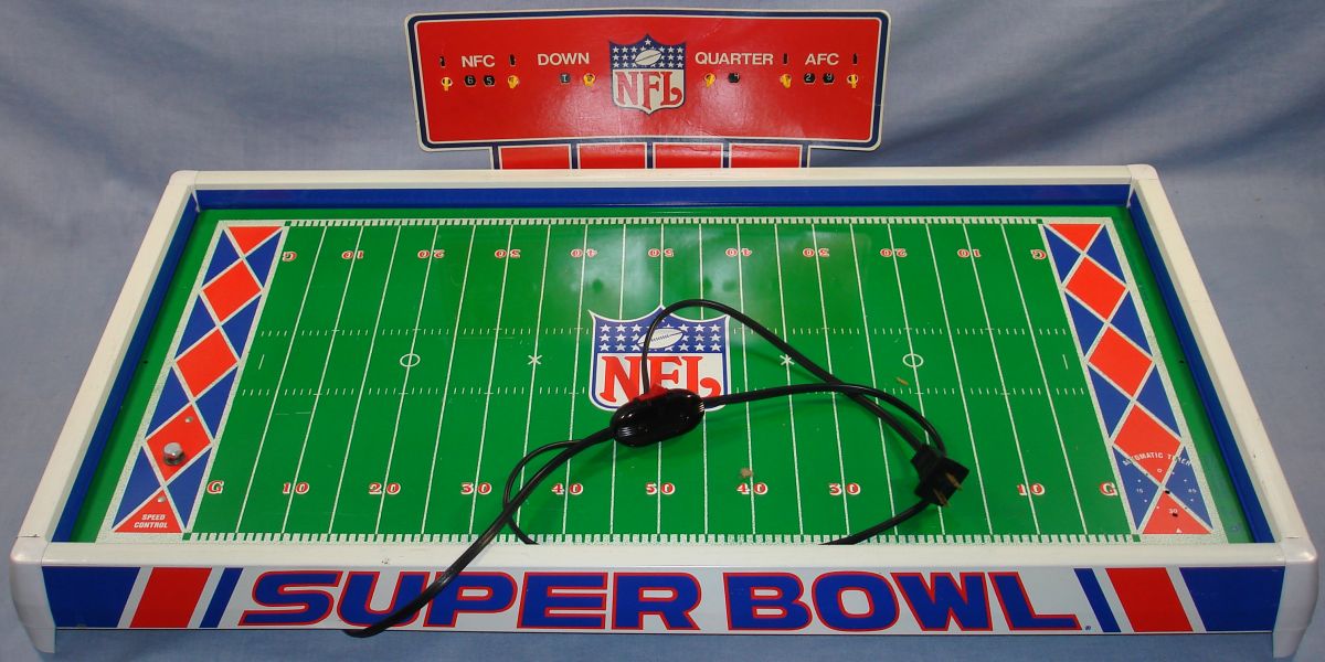 Tudor Electric Football Game Nfl Super Bowl Xv Oakland Raiders Afc Philadelphia Eagles Nfc Vintagetoys Com Item 172