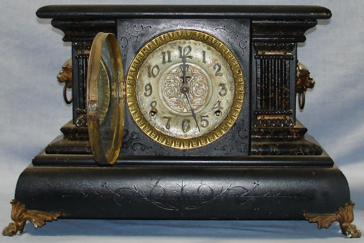 INGRAHAM EIGHT DAY CHIME ANTIQUE MANTLE CLOCK