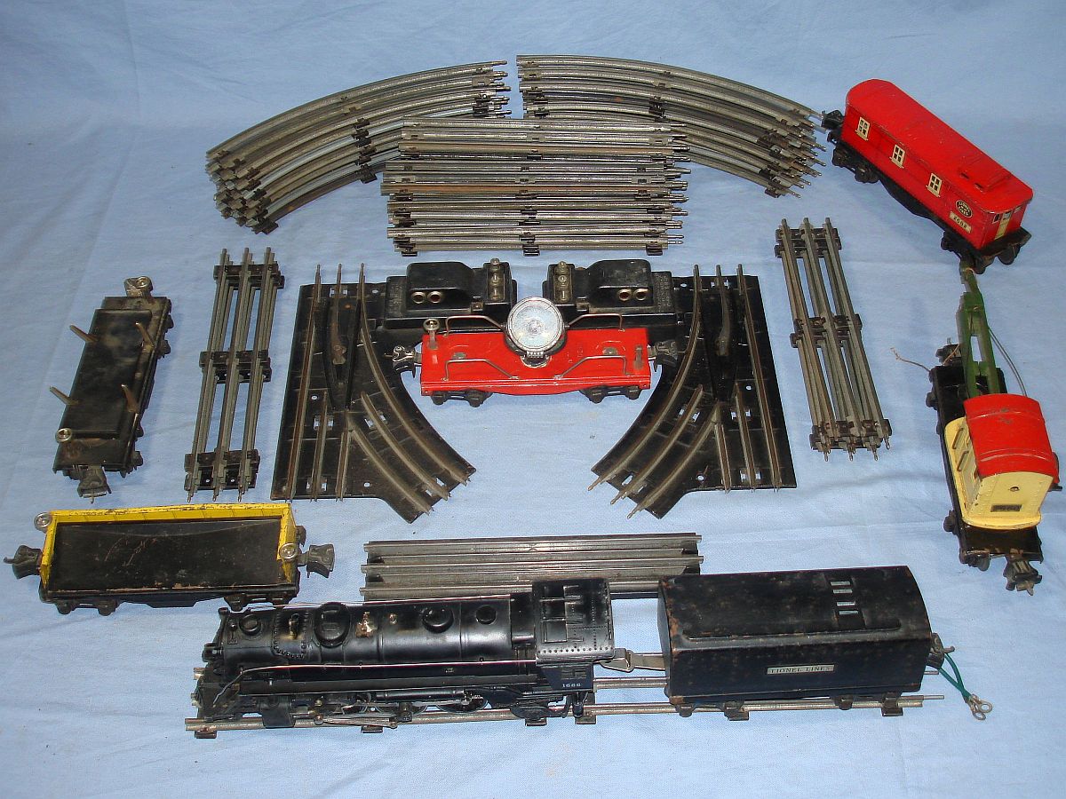 VINTAGE LIONEL LINES #1666 STEAM LOCOMOTIVE TENDER O GAUGE 