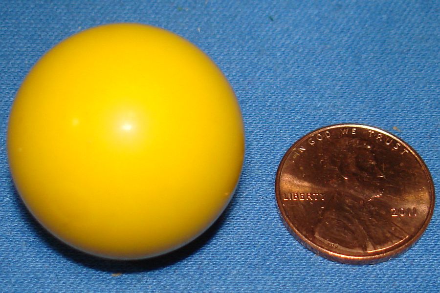 Vintage Aurora Plastics Corporation Skittle Poker Game #5520 Yellow Ball Vintage Aurora Plastics Corporation Skittle Poker Game #5520 Yellow Ball