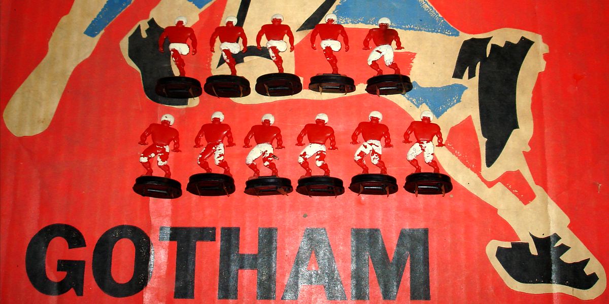 Vintage Gotham Pressed Steel Corporation Electric Football Game G880 Team Bases Red Players Vintage Gotham Pressed Steel Corporation Electric Football Game G880 Team Bases Red Players