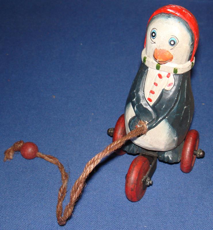 Hand Carved Wood Walter Lantz Chilly Willy Penguin Cord