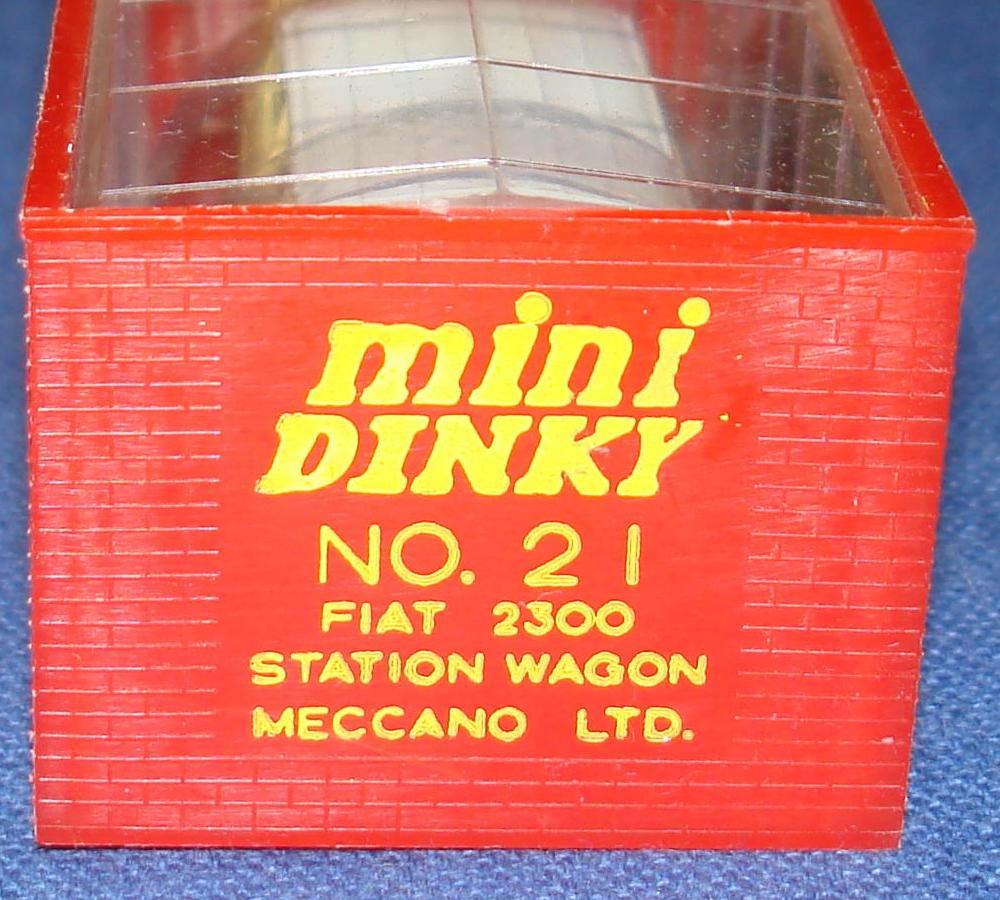 Meccano LTD Mini Dinky Fiat 2300 Station Wagon MIB Red Garage #21