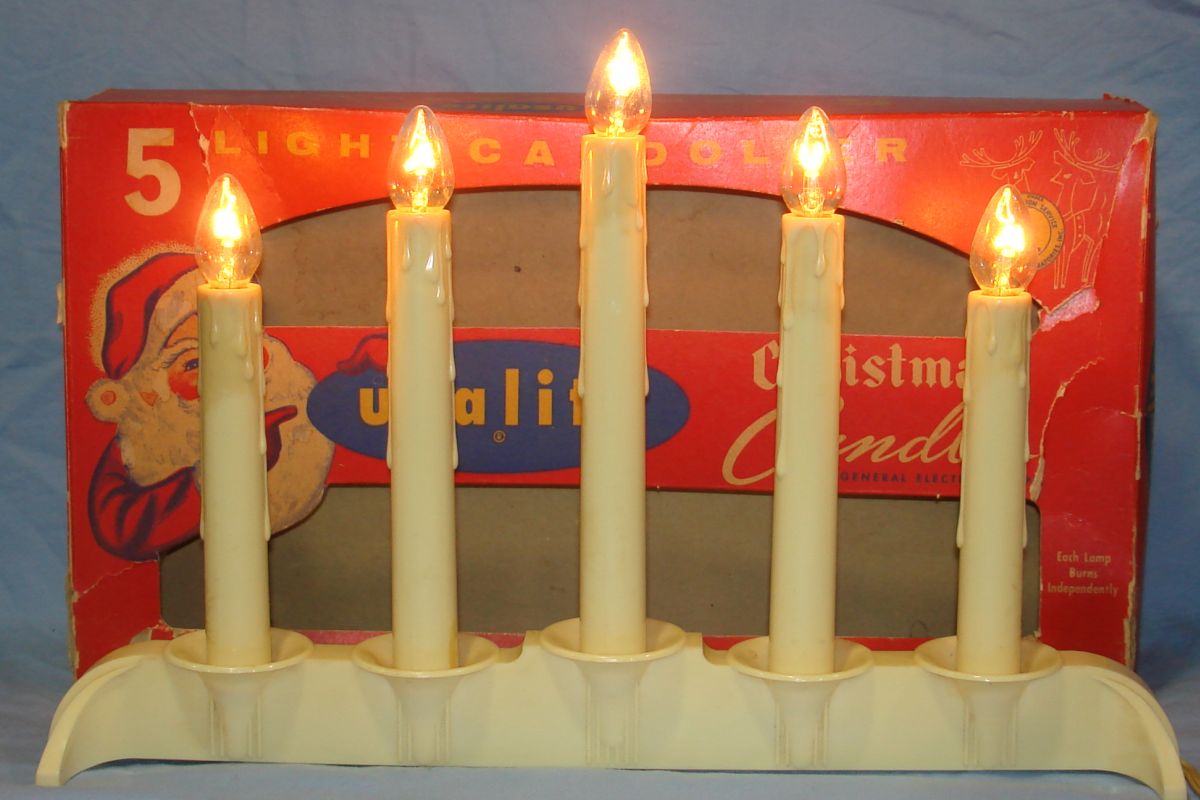 Vintage Molded Plastic Light Five Candles Candolier USA Lite #A215