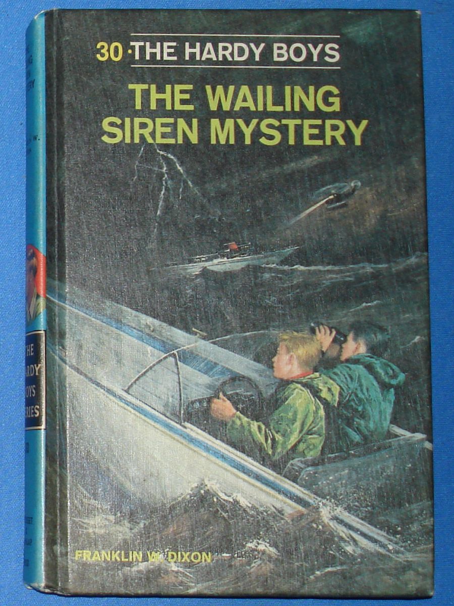 Vintage The Hardy Boys Series The Wailing Siren Mystery Franklin W Dixon #8930 Grosset & Dunlap