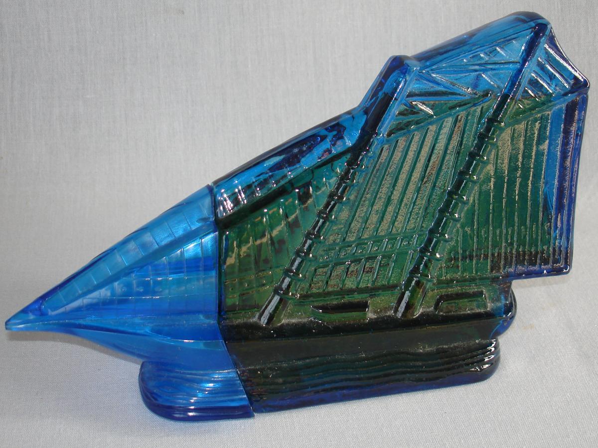 Avon America Schooner Spicy Oland After Shave Bottle Decanter