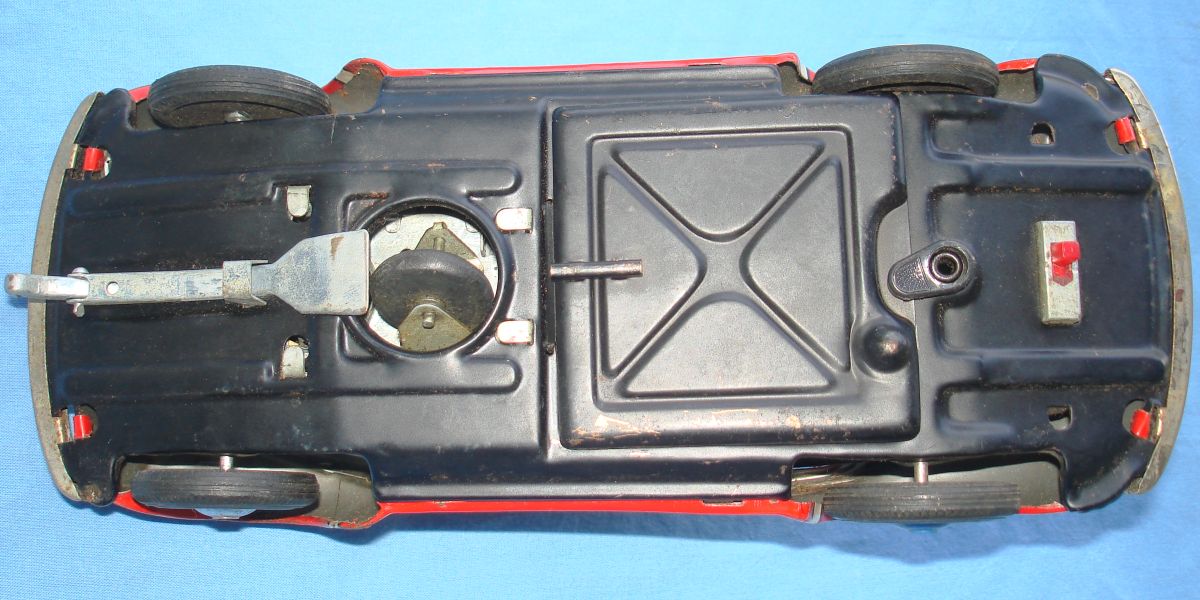 Taiyo Made In Japan German Volkswagen VW Battery Operated Tin Toy Car Rubber Wheels Taiyo Made In Japan German Volkswagen VW Battery Operated Tin Toy Car Rubber Wheels