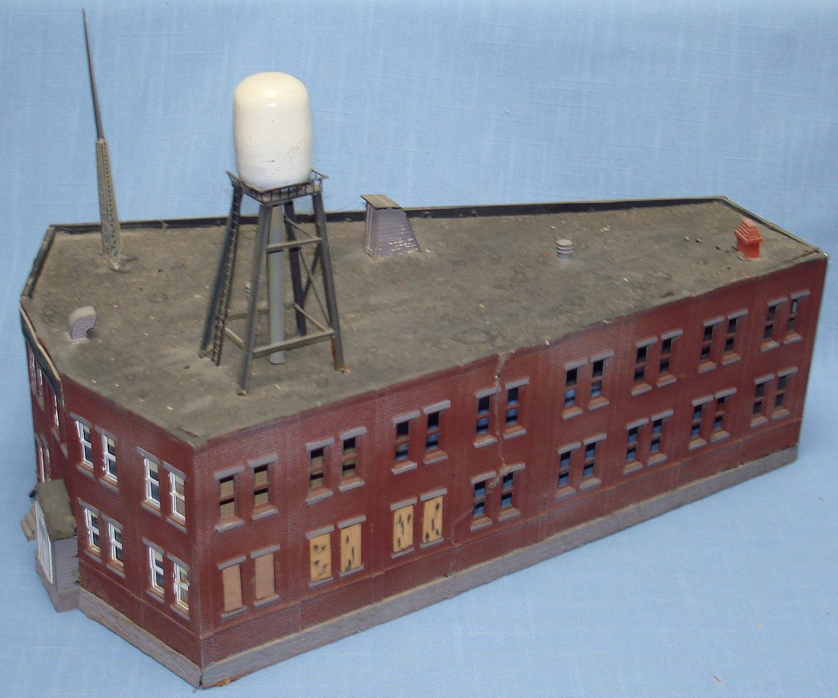 Custom scale building models