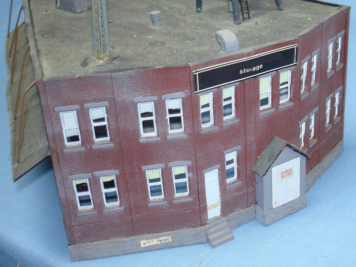 CUSTOM HO SCALE TRAIN LAYOUT BUILDING SIX SIDED TWO STORY WAREHOUSE