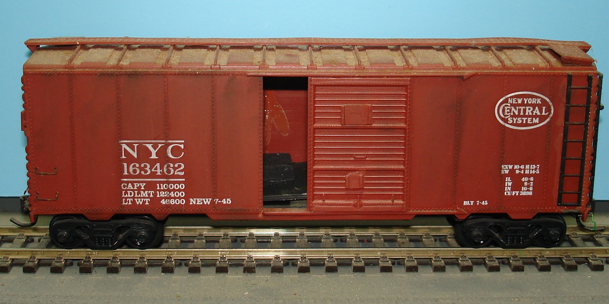 Custom HO Scale Train Layout Weathered C&amp;BT New York Central NYC Box 