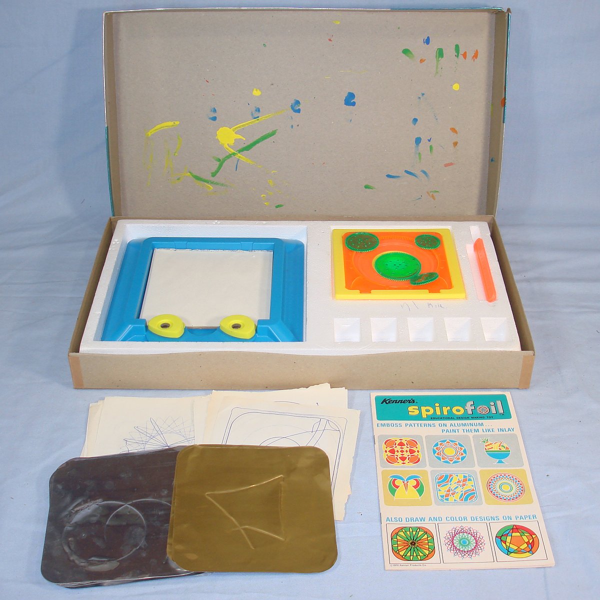 1970 Kenner Spirofoil Draw And Paint Fascinating Raised Patterns On Aluminum #7900 1970 Kenner Spirofoil Draw And Paint Fascinating Raised Patterns On Aluminum #7900
