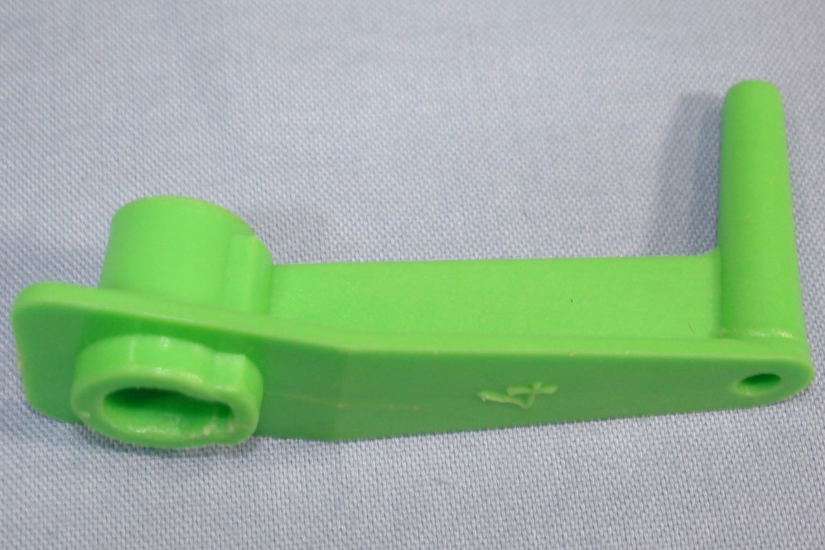 Ideal Mouse Trap Game Piece Green Crank Ideal Mouse Trap Game Piece Green Crank