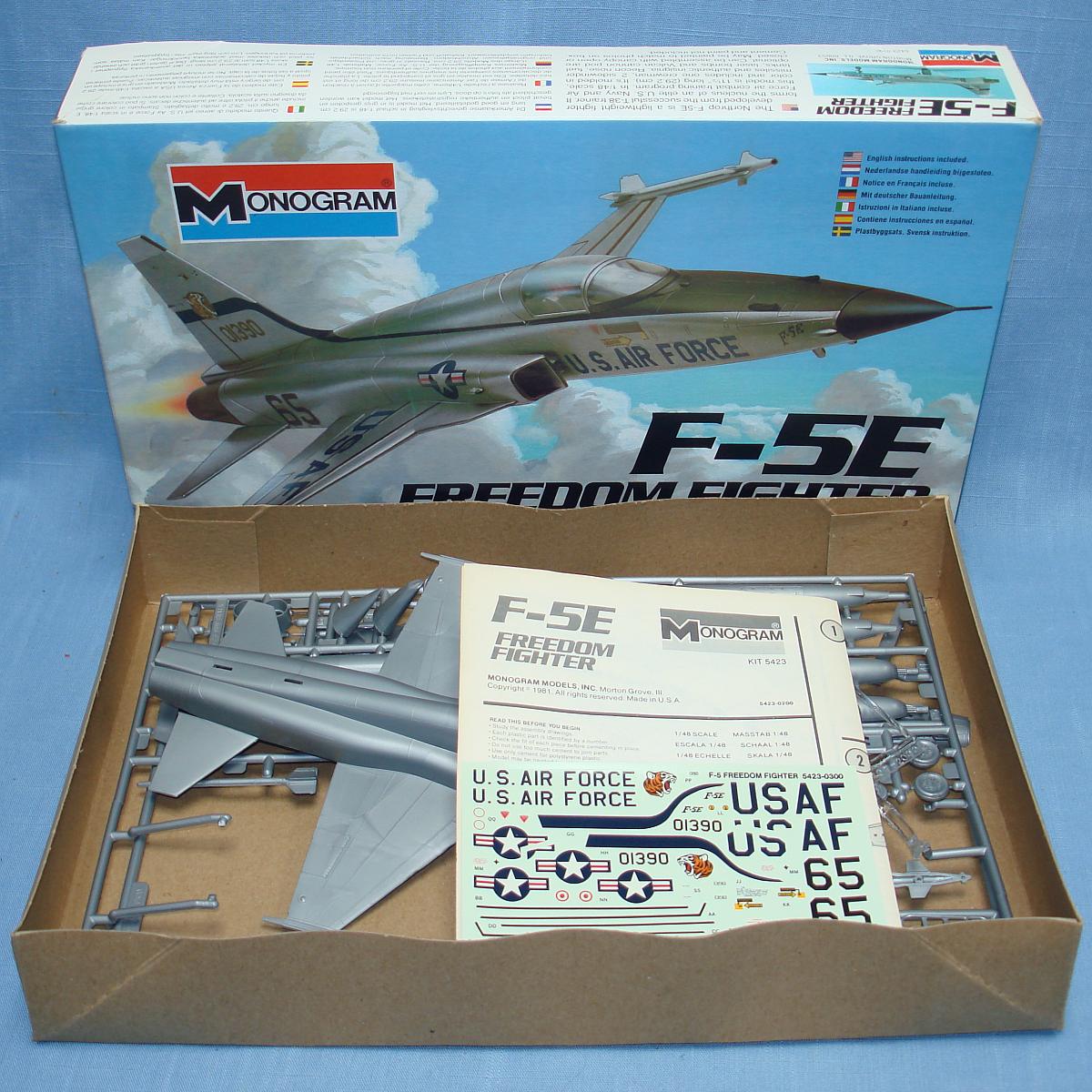 Monogram 1:48 Aircraft Plastic Model Kit F-5E Freedom Fighter USAF Jet Plane #5423 Monogram 1:48 Aircraft Plastic Model Kit F-5E Freedom Fighter USAF Jet Plane #5423