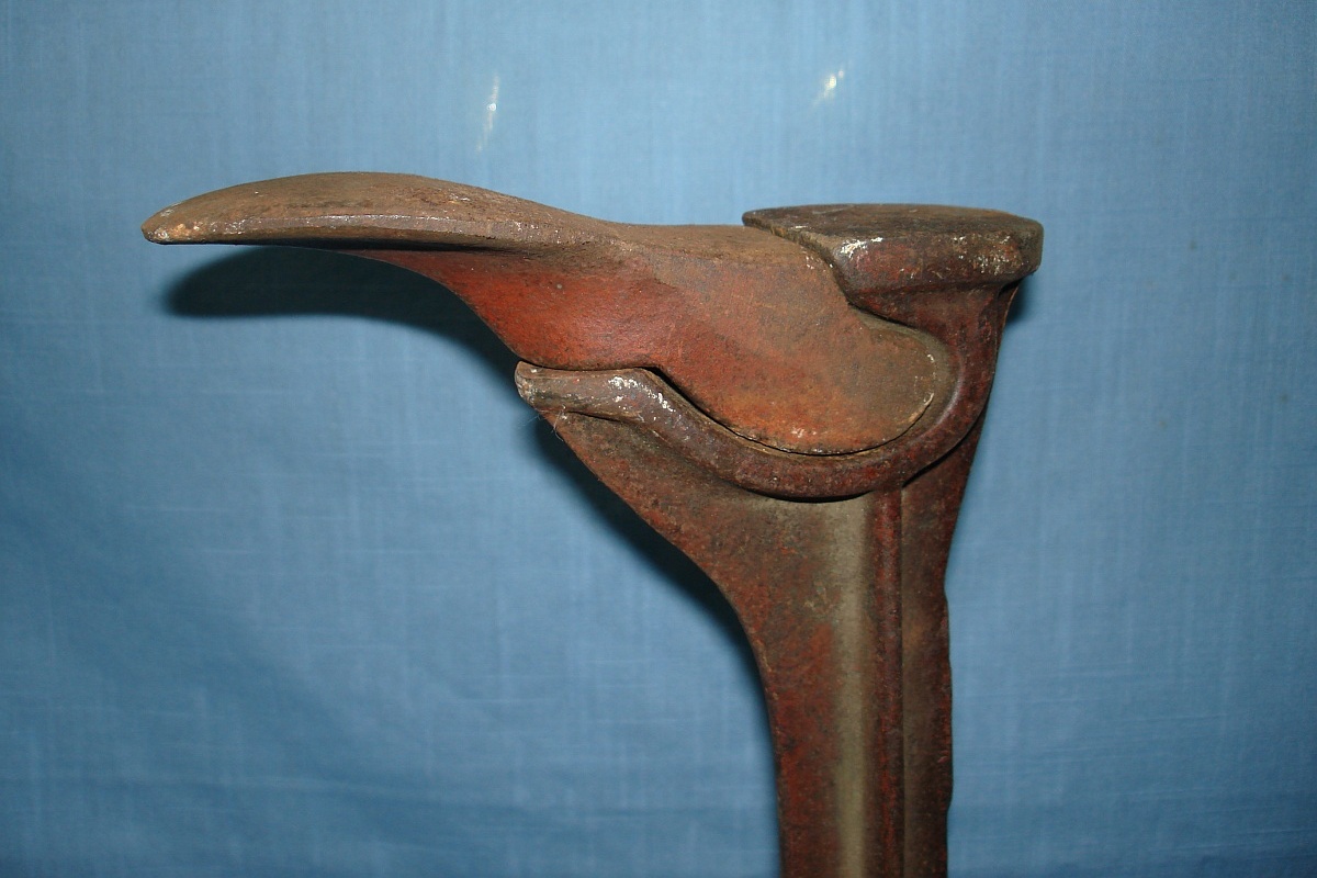 Vintage Cast Iron Cobbler Shoe Repair Stand Mount 5 Size Forms Molds JERSEY SL II Vintage Cast Iron Cobbler Shoe Repair Stand Mount 5 Size Forms Molds JERSEY SL II