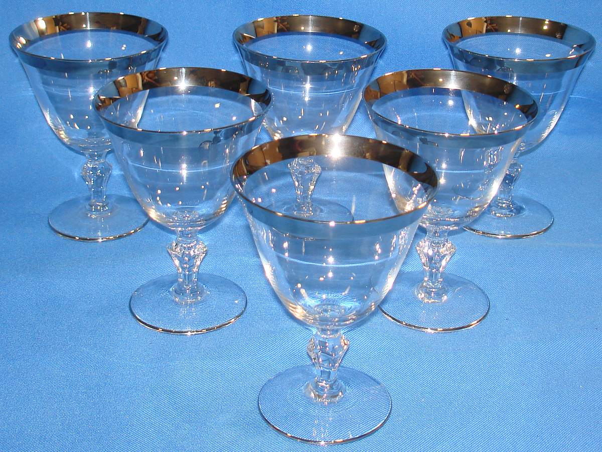Vintage Mid Century Dorothy Thorpe Era Silver Band Martini Champagne Stemmed Glasses Vintage Mid Century Dorothy Thorpe Era Silver Band Martini Champagne Stemmed Glasses