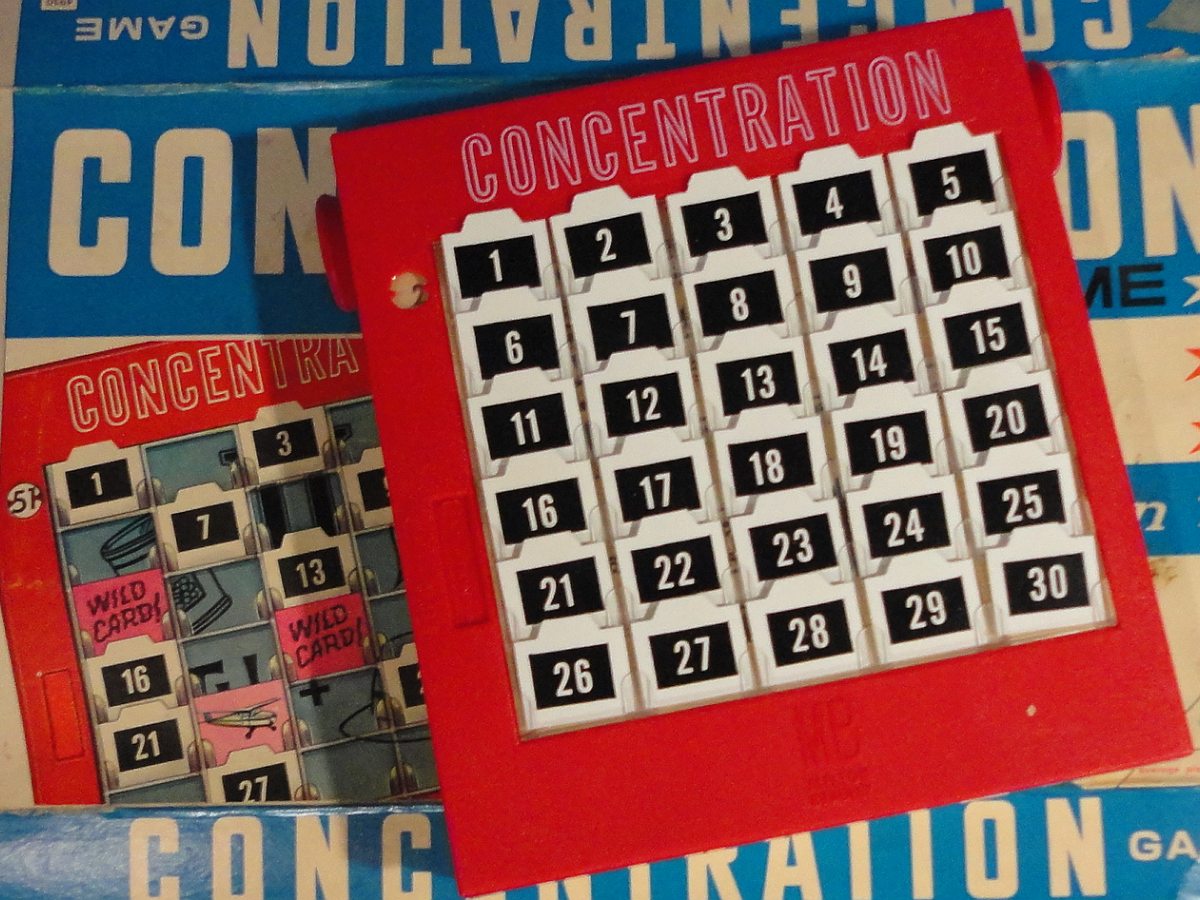 Vintage 1964 Milton Bradley Concentration Game 4950 Seventh Edition Rolomatic Puzzle Changer Vintage 1964 Milton Bradley Concentration Game 4950 Seventh Edition Rolomatic Puzzle Changer