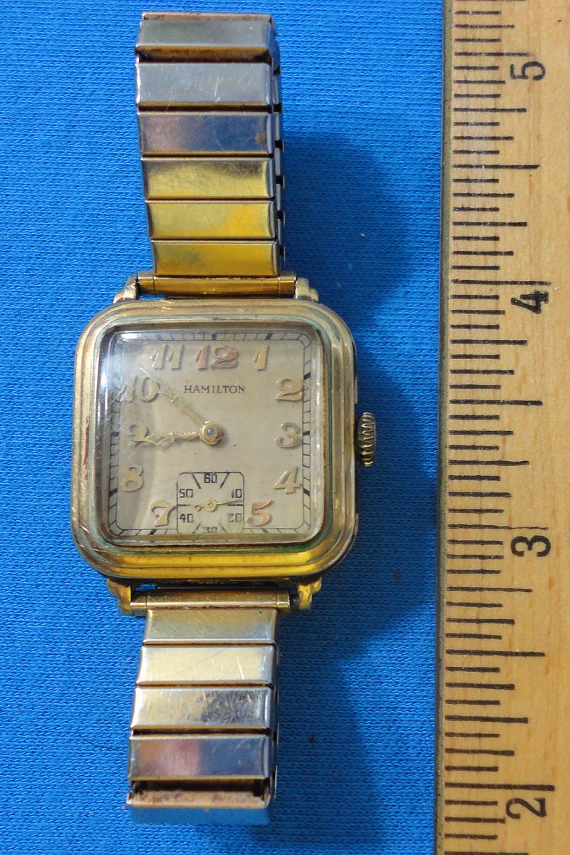 Vintage Hamilton Watch Company 17 Jewel 14 Karat Gold Filled Mens Square Bezel Wadsworth Wristwatch USA