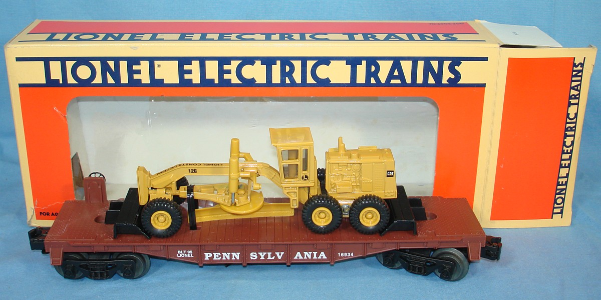 Lionel O27 Electric Trains Rolling Stock #16934 Union Pacific Flatcar Ertl Cat Road Grader Box Lionel O27 Electric Trains Rolling Stock #16934 Union Pacific Flatcar Ertl Cat Road Grader Box