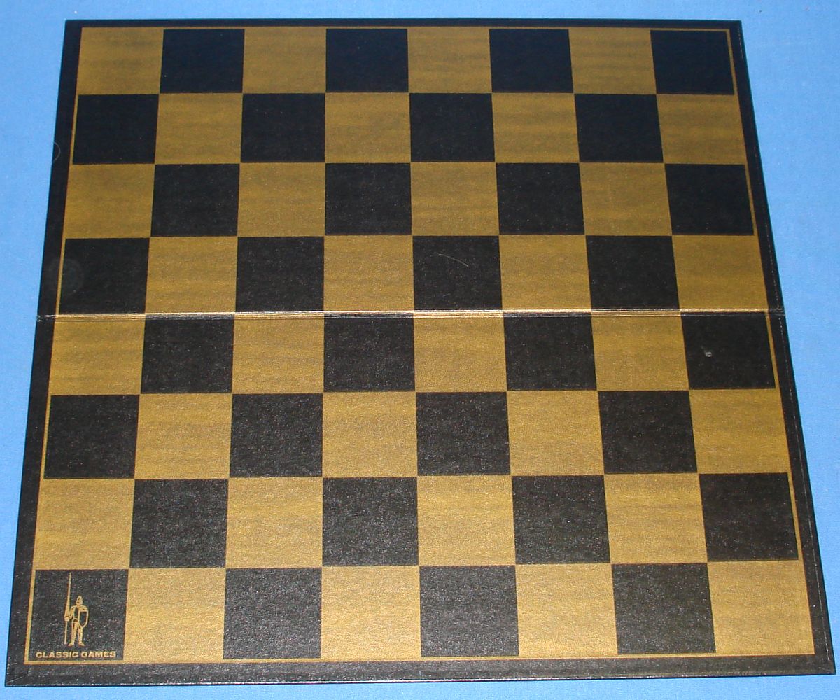 Classic Games Collectors Series 1963 Chess Set Edition #1 8x8 Board