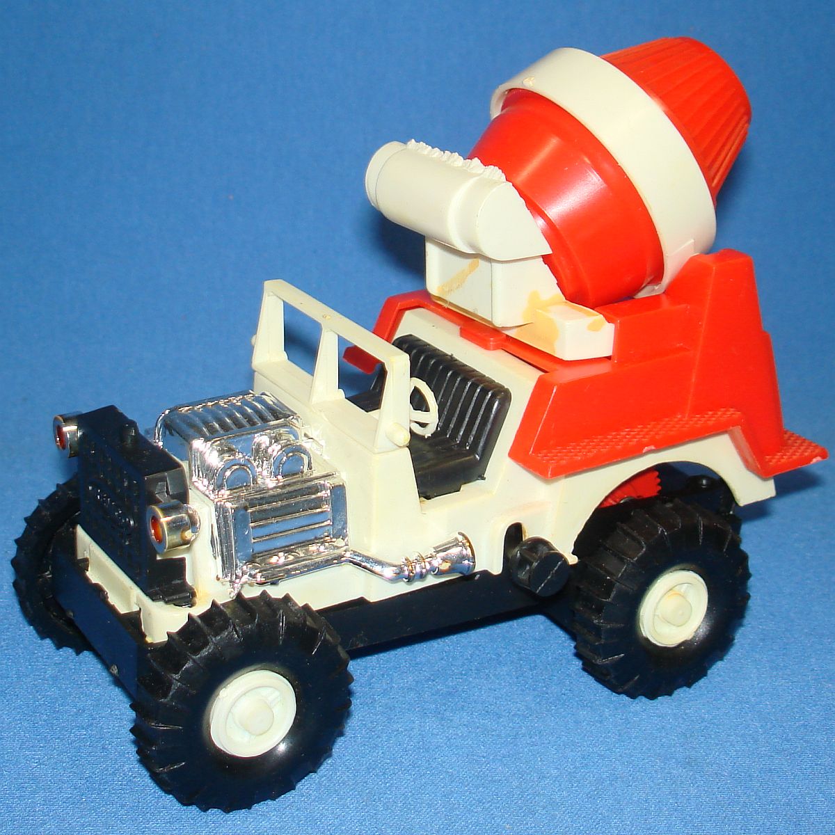 1968 Remco Style #776 Battery Operated Might Mike Cement Mixer
