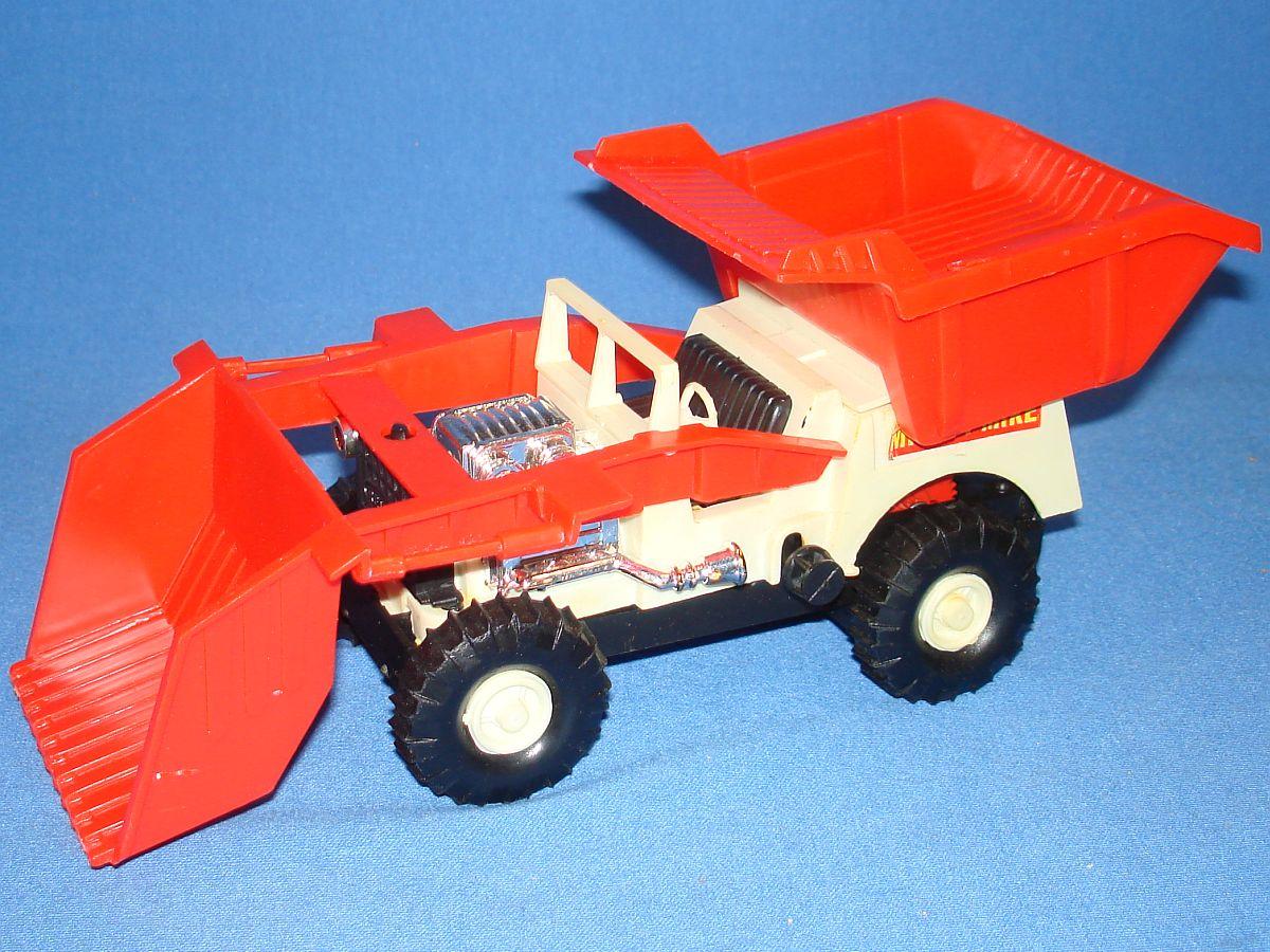 1968 Remco Style #776 Battery Operated Might Mike Dump Truck & Plow