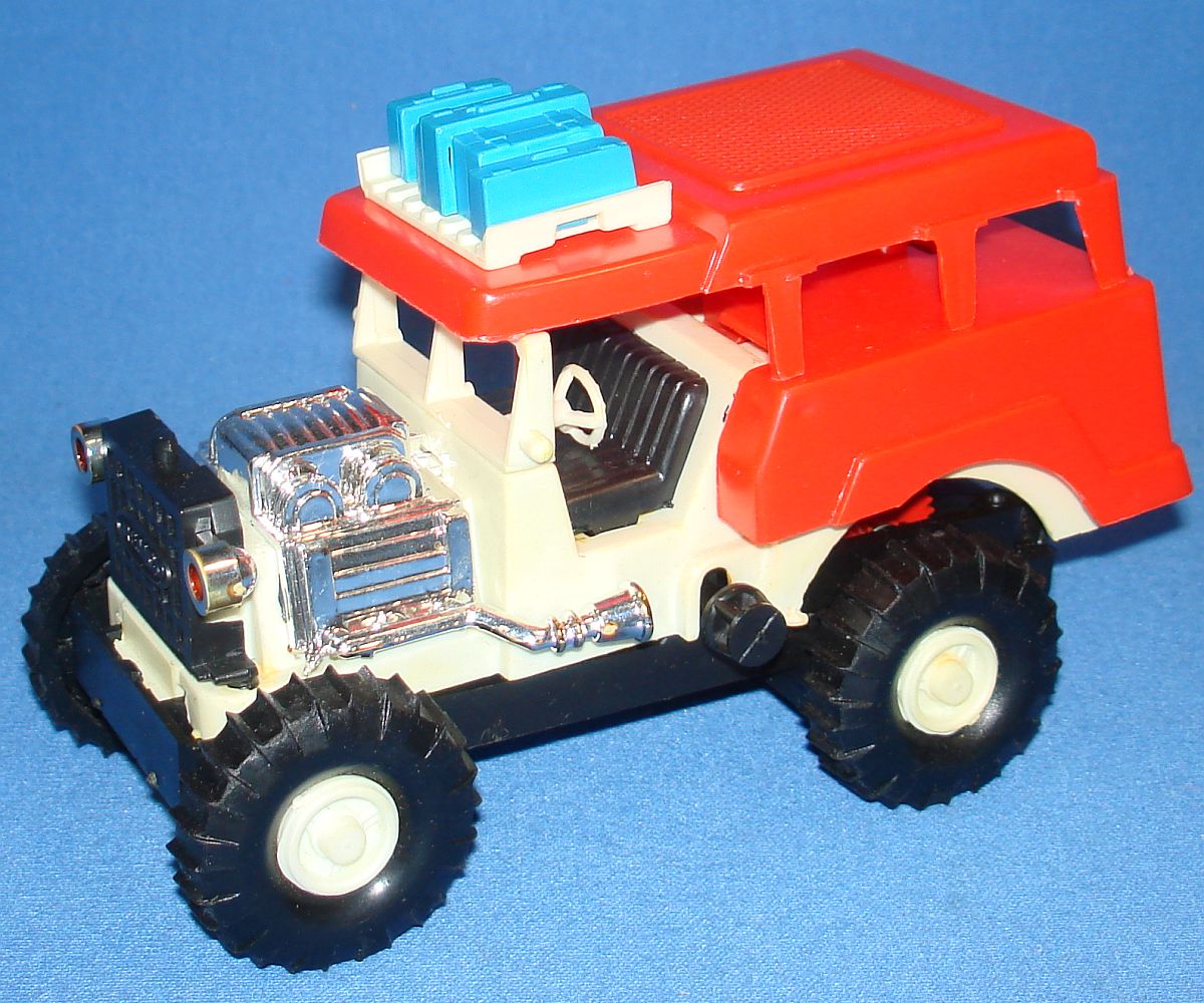 1968 Remco Style #776 Battery Operated Might Mike Hardtop & Luggage