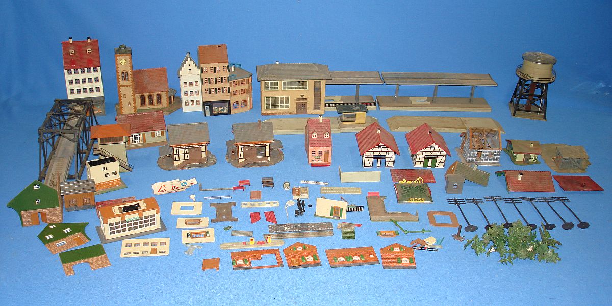 FALLER KIBRI HO MODEL RAILROAD TRAIN LAYOUT BUILDING HOUSE PARTS LOT 