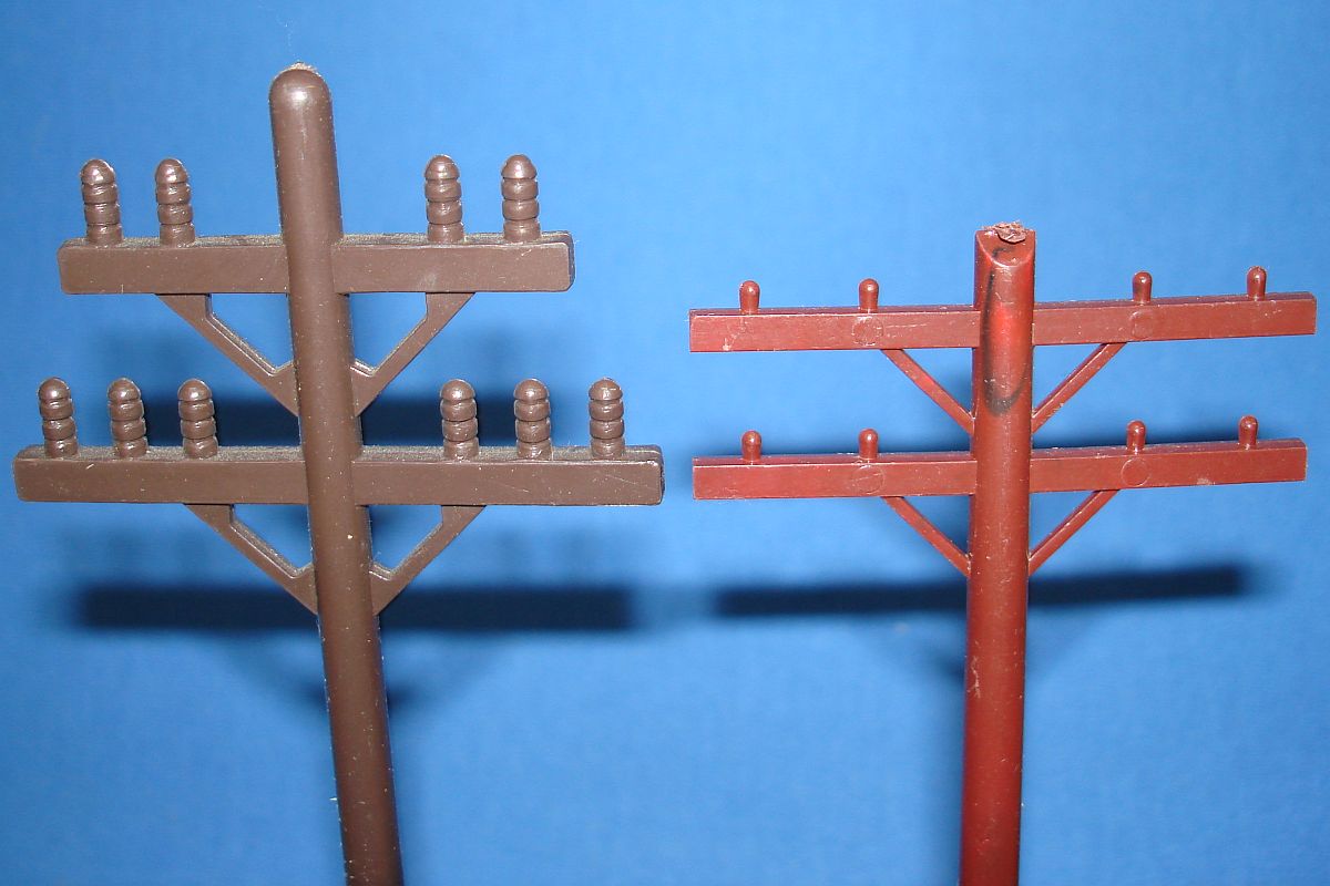 Marx & Plasticville Brown Telephone Pole Wire Terminal & Crossarm Comparison Marx & Plasticville Brown Telephone Pole Wire Terminal & Crossarm Comparison