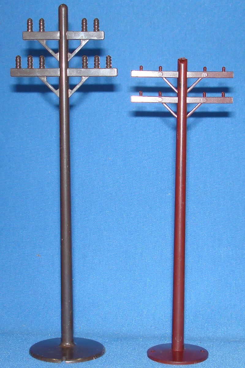 Marx & Plasticville Brown Telephone Pole Height Comparison Marx & Plasticville Brown Telephone Pole Height Comparison