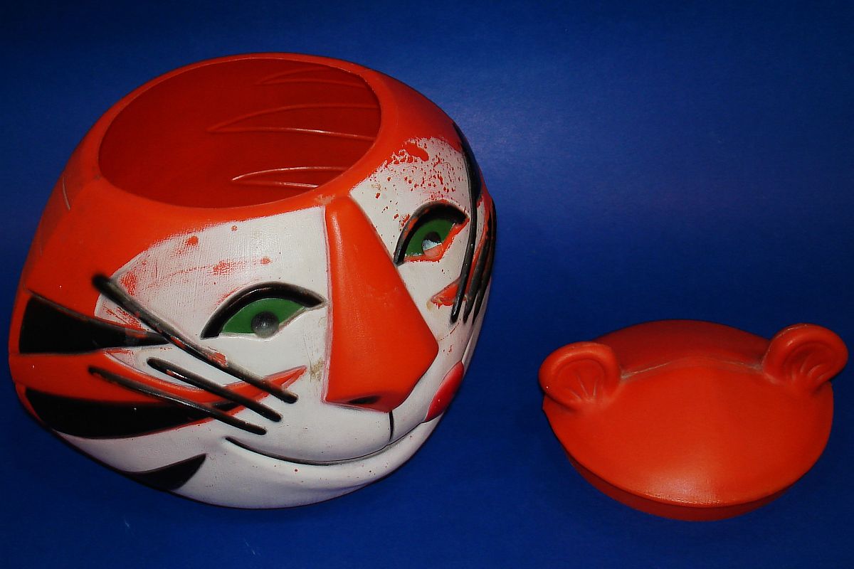 Vintage Kelloggs Sugar Frosted Flakes Tony The Tiger Cereal Bowl And Lid 1968 Vintage Kelloggs Sugar Frosted Flakes Tony The Tiger Cereal Bowl And Lid 1968