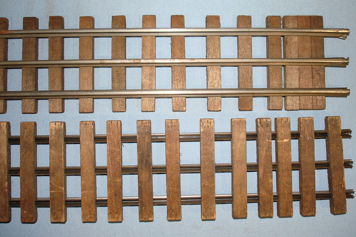 VINTAGE GARGRAVES O GAUGE MODEL RAILROAD TRAIN TRACK METAL RAILS WOOD 